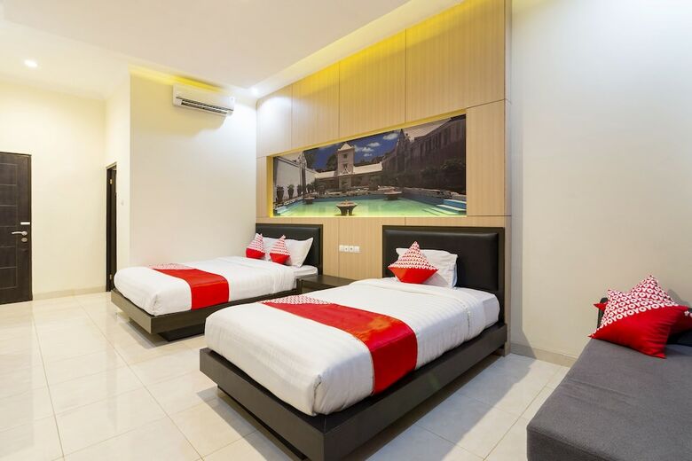 Oyo 1309 Hotel Shafira
