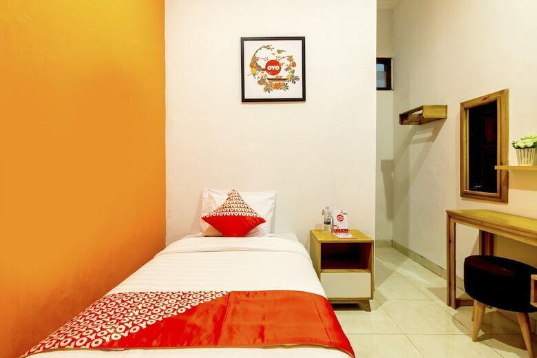 Oyo 1309 Hotel Shafira