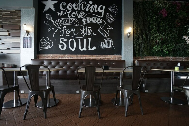 Hostal Oyo 1328 Hotel City