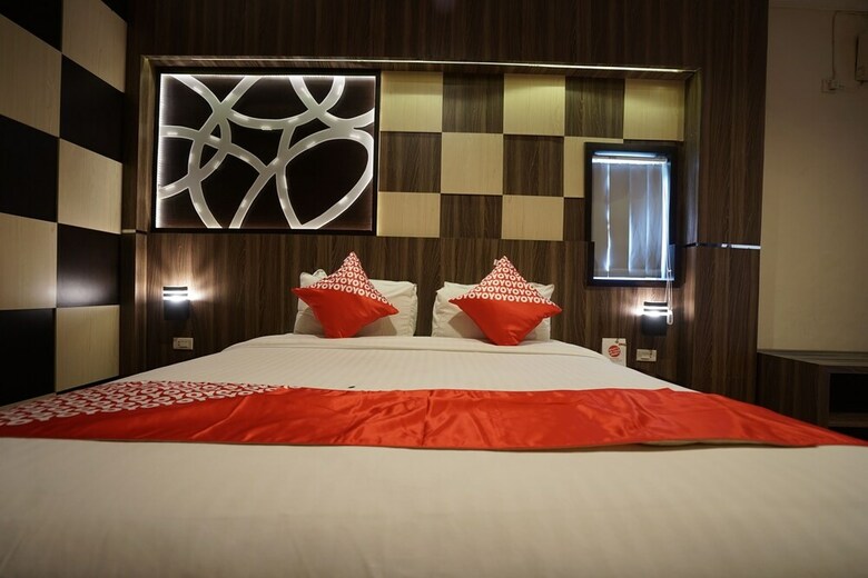 Hostal Oyo 1328 Hotel City