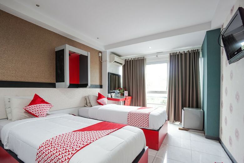 Hostal Oyo 1318 Hotel Prince Boulevard