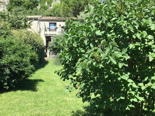 Bed & Breakfast La Cabane De P�p� Emilien