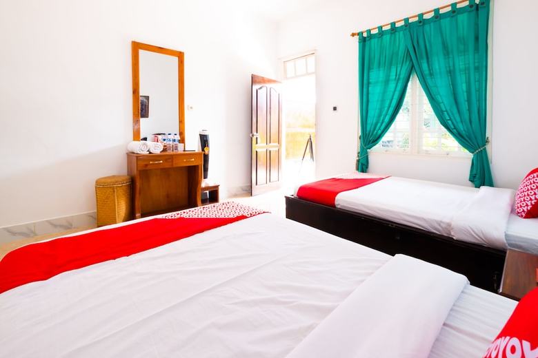 Hotel Oyo 1320 Green Orry Inn