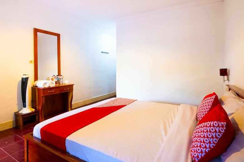 Hotel Oyo 1320 Green Orry Inn