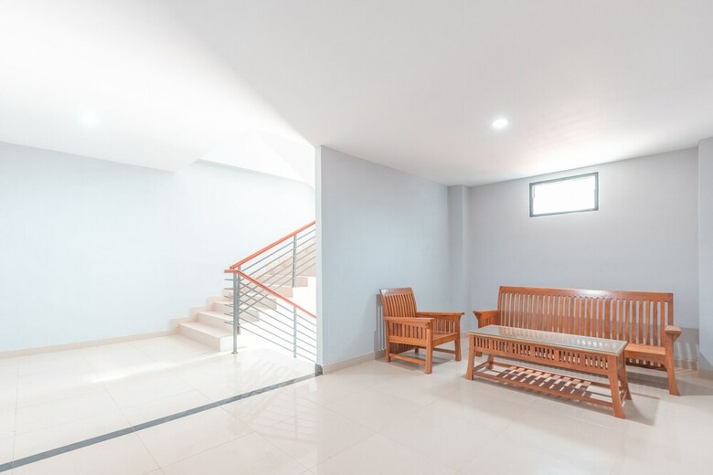 Hostal Oyo 1329 Tanjung Pakuan