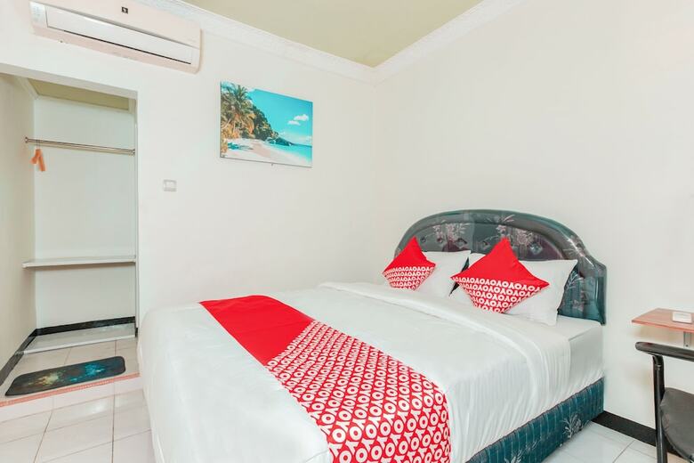 Hostal Oyo 1319 Griya Si Doel