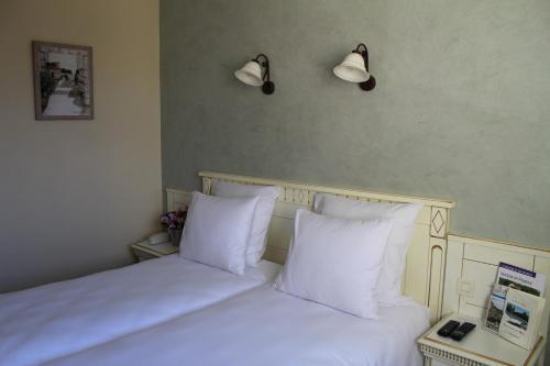 Hotel Logis Le Mas Du Colombier