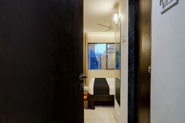 Hotel Collection O 30084 Apmc Market Vashi