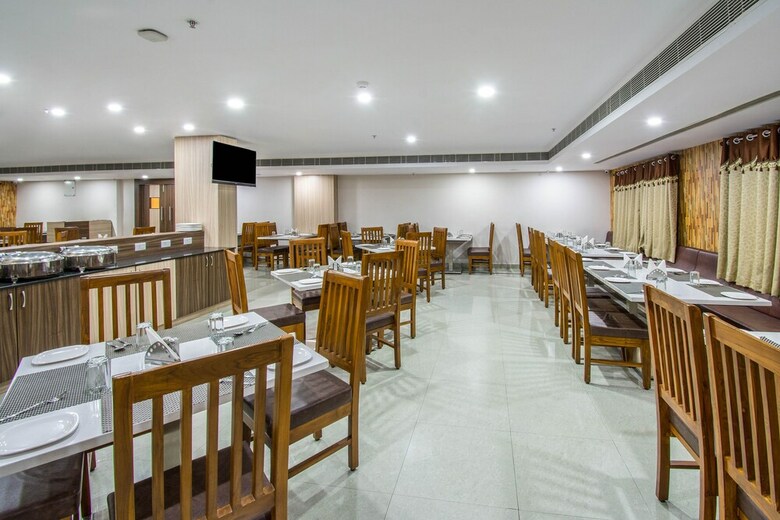 Hotel Collection O 30087 Daba Garden Road