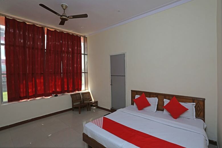 Hotel Oyo 29427 Mehak Garden