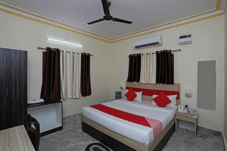 Hotel Oyo 23382 Sai Gourav Residence