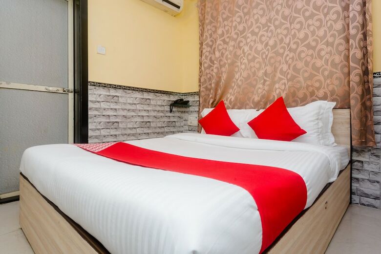 Oyo 29550 Hotel Nivara