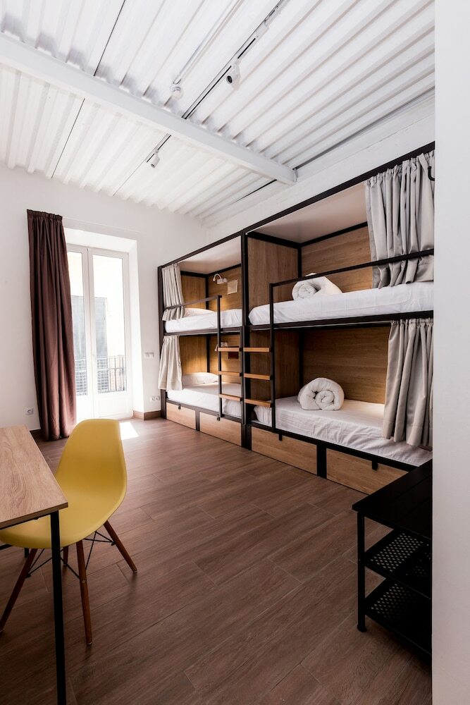 Hostal Hostel Nut