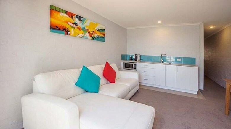 Mollymook Shores Motel And Conference Centre