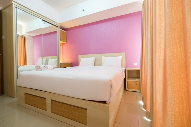 Clean 1br The Oasis Cikarang Apartment