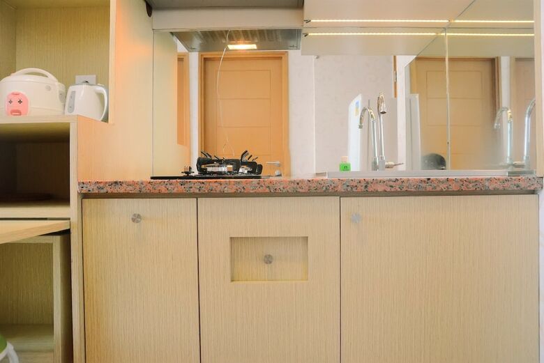 Full Parquette 2br @ Cinere Bellevue Apartment