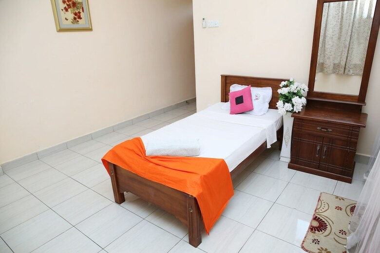 Hotel Golden Bay Resort