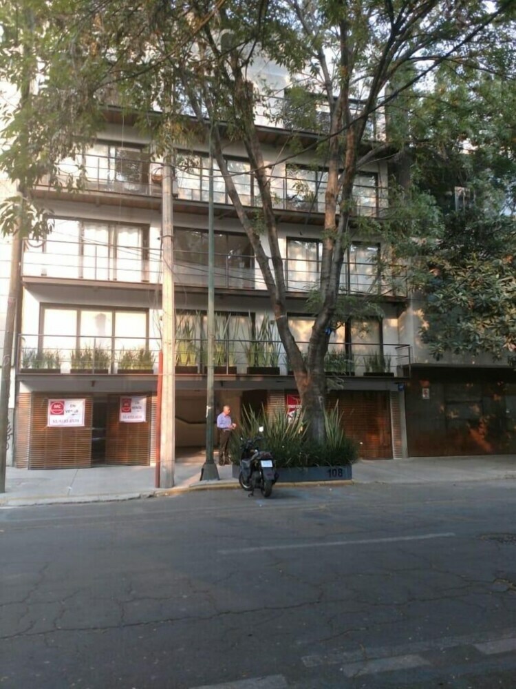 Apartamentos Spacious Urban Apt In Trendy Spot