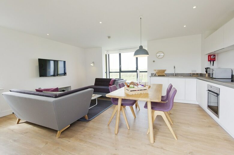 Hotel Lady Ambrogine - 2 Bed Luxury Apartment