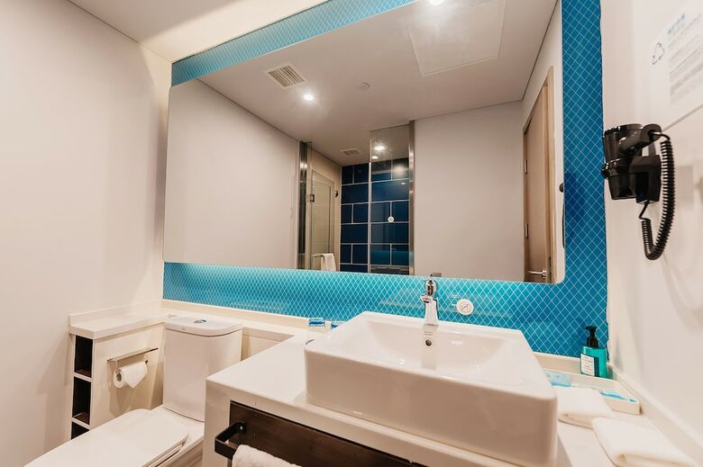 Hotel Holiday Inn Express Taizhou Cmc