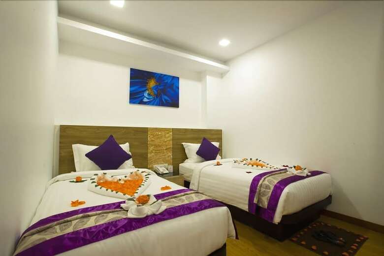 Hotel Platinum Square