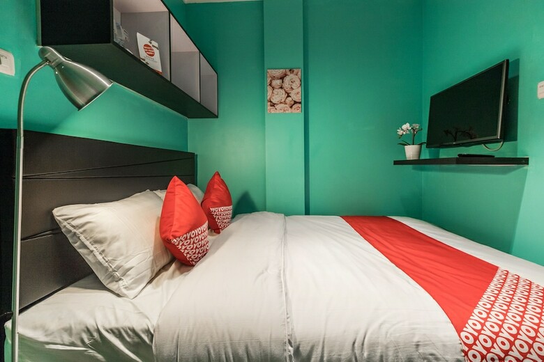 Hotel Oyo 1491 Sandang Residence