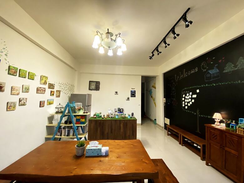 Hotel Nest And Big Forest Guesthouse