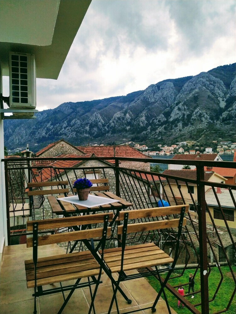Rooms & Apartments Vukasovic