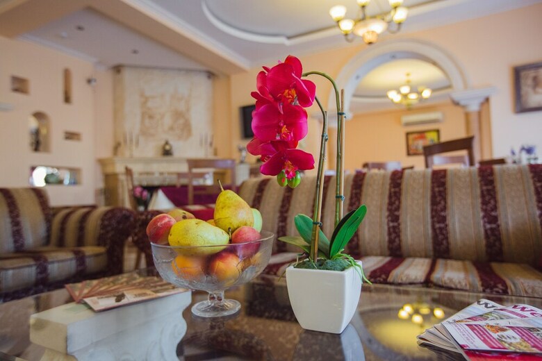 Hotel Grace Nairi
