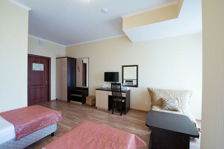 Hotel Grace Nairi