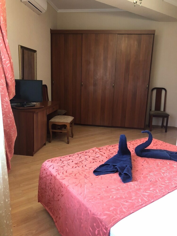 Hotel Grace Nairi
