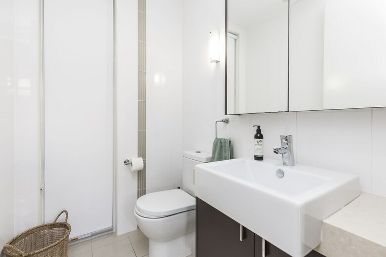 Sydney Seaside Contemporary Executive Living