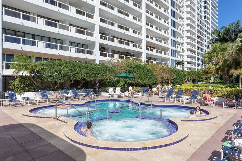 Apartamentos Ocean View Condo With Gorgeous Miami Sunset
