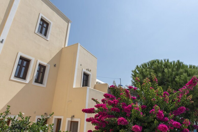 Apartamentos Ladas Pyrgos Houses