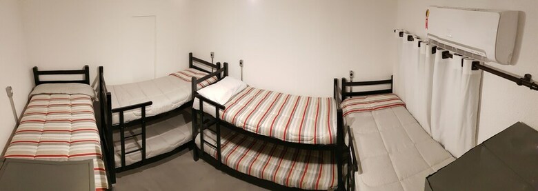 Hostal Imagina Hostel