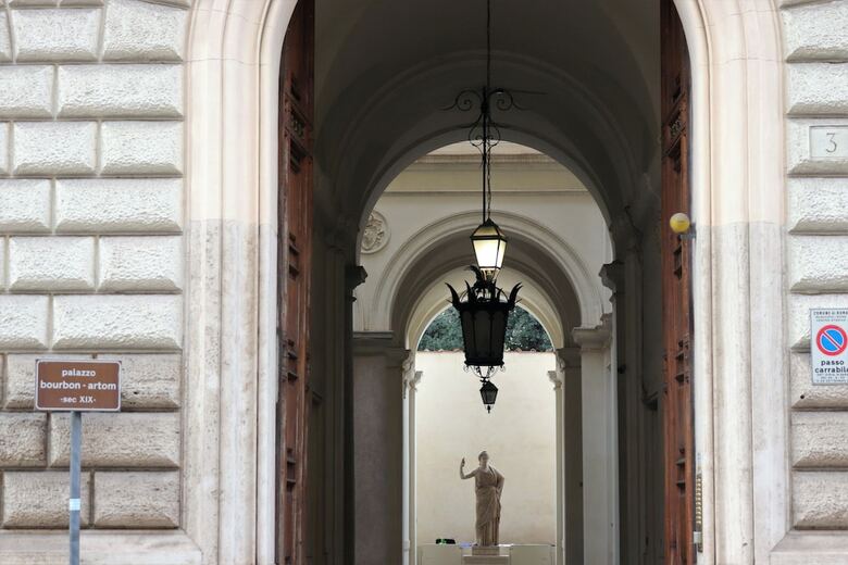 Trevi Palazzo Storico Suite B&B