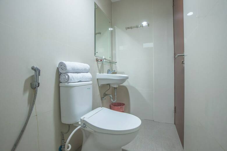 Hostal Oyo 1496 Weleri 07