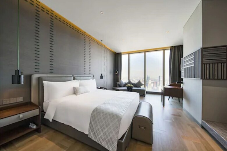 Golden Eagle International Hotel