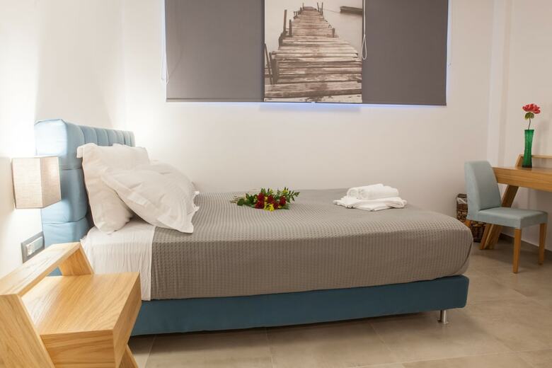 Hotel Anemos Rooms & Apartments