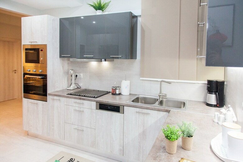 Beautiful And Cozy Apartment In Piraeus