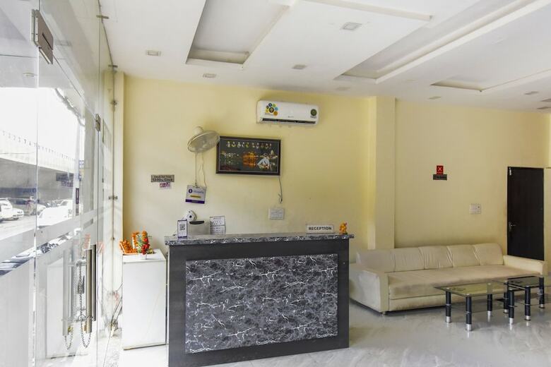 Oyo 46735 Hotel Royal Dreams