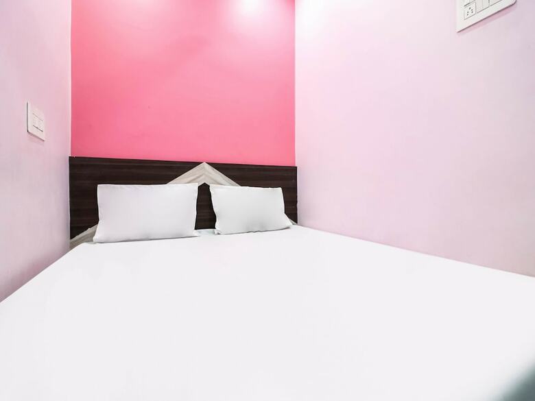 Spot On 44041 Hotel Ambay International