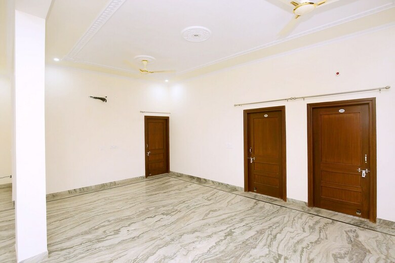 Hotel Oyo 38009 The Sai Villa