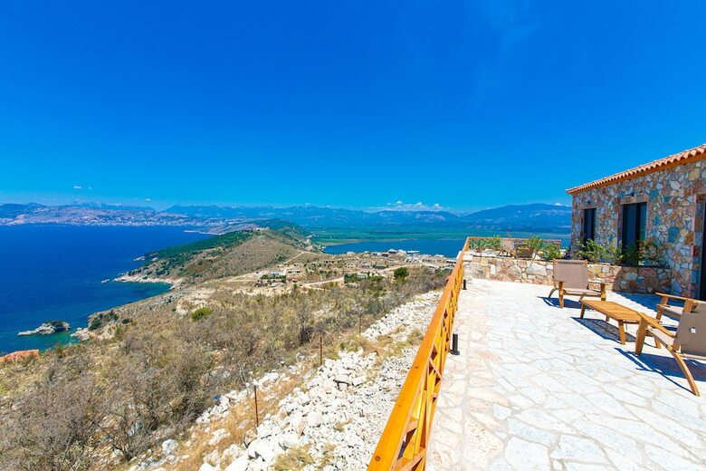 Hotel Santa Oliva Suites