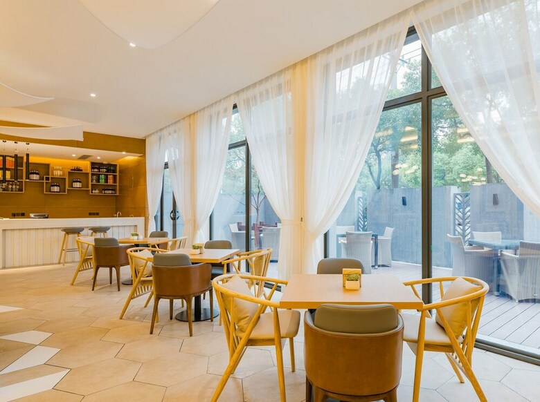 Atour Hotel Station Street Linfen