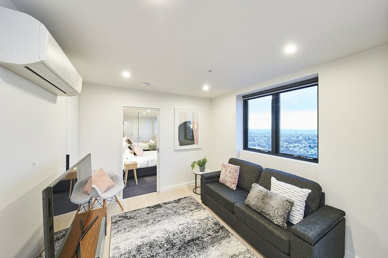 Mega Style Apartments Southbank Crown