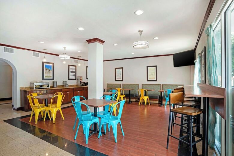 Hotel Best Western Plus Blue Angel Inn