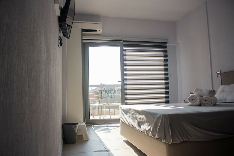 Aparthotel Sky Studios
