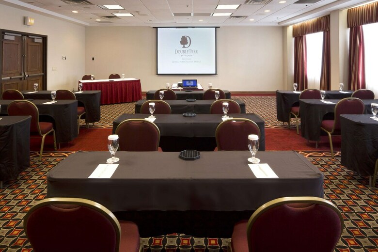 Hotel Doubletree By Hilton Fort Lee - George Washington Bridge