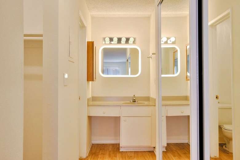 Apartamentos Harbor Luxury Condo Hotel
